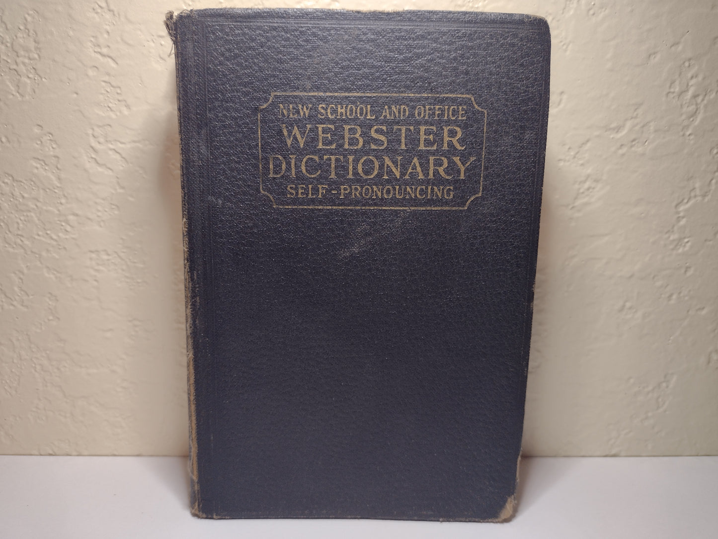Webster Dictionary - Self Pronouncing